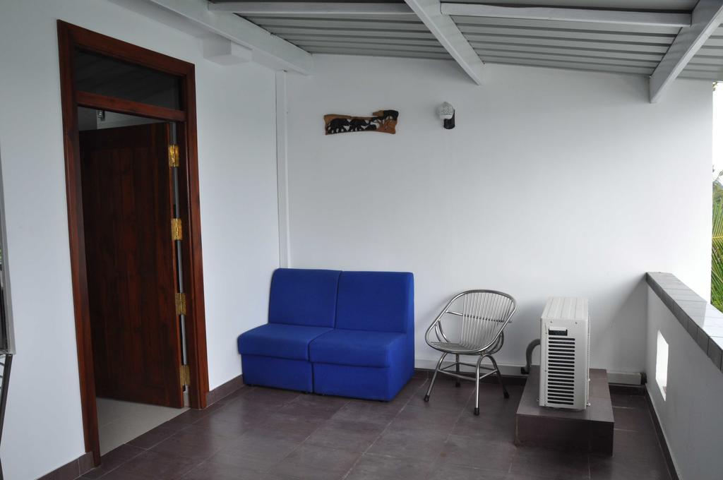 Goviyapana Beach Hotel Ahangama Habitación foto